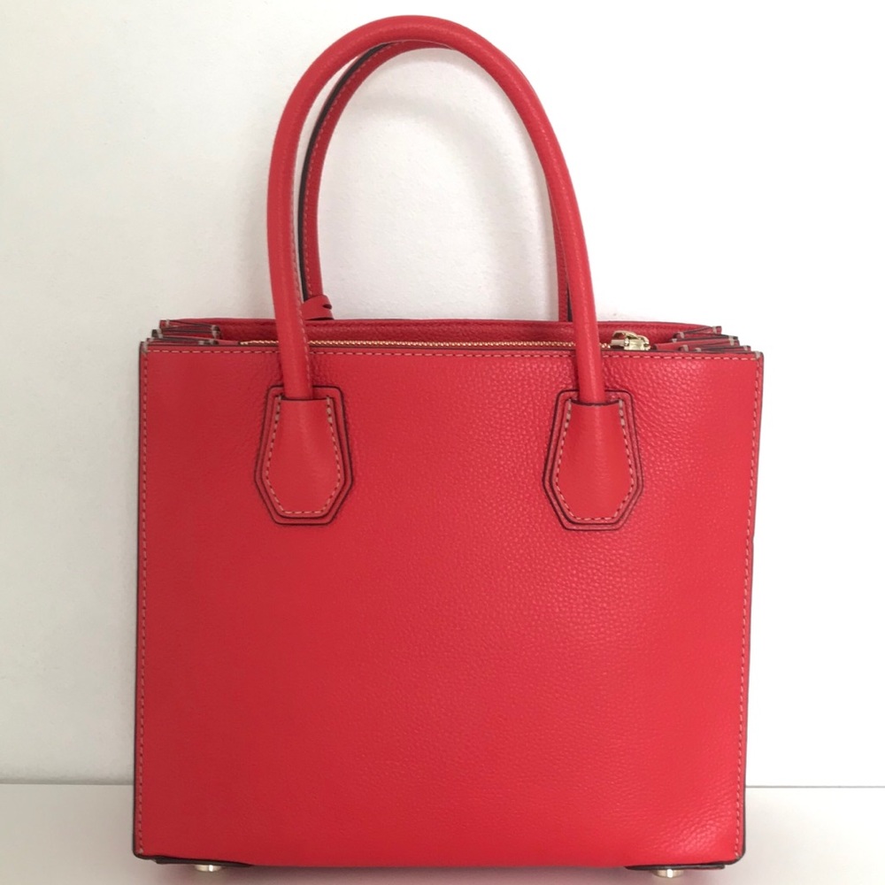 (NWT) Michael Kors Mercer Accordion Tote - Picture 2 of 3